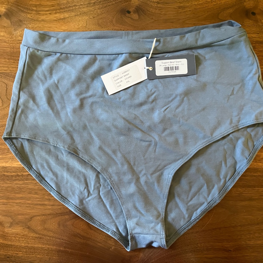 BNWT Ana + Zac support brief in Storm XXL